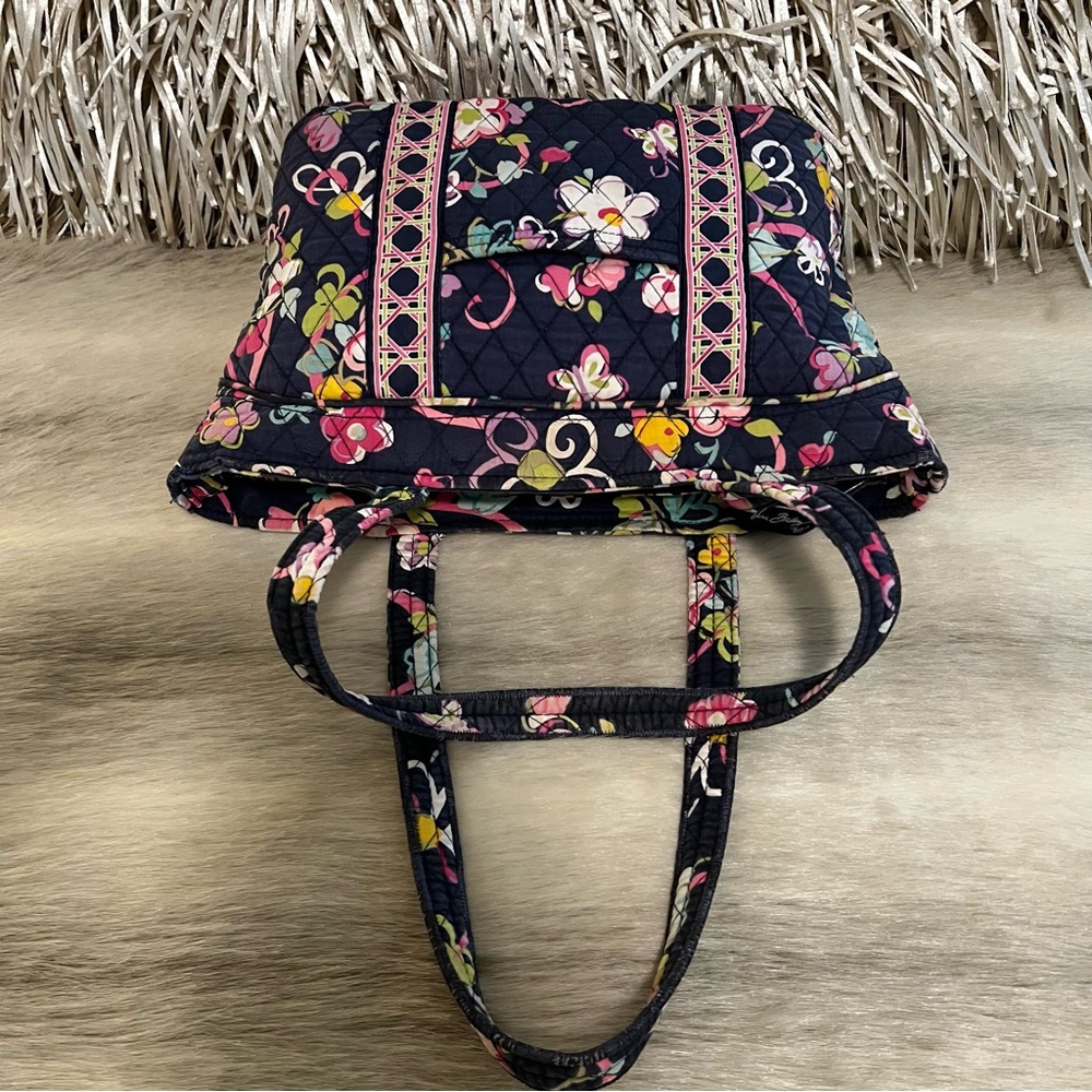 VERA BRADLEY Ribbons 2012 Mandy Tote
Pink Yellow Blue Floral Y2K Zipper Handles - Picture 9 of 15